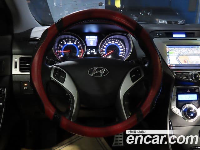 Hyundai Avante MD Premium, 2012 10