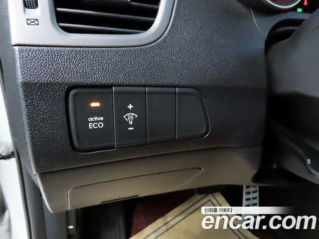 Hyundai Avante MD Premium, 2012 14