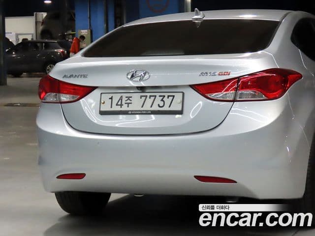 Hyundai Avante MD Premium, 2012 16