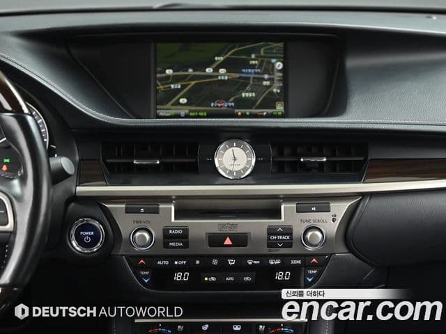 Lexus New ES300h XV60, 2017 14