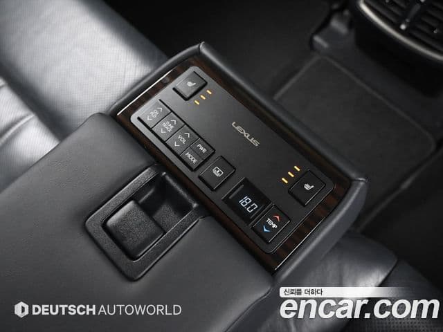 Lexus New ES300h XV60, 2017 16