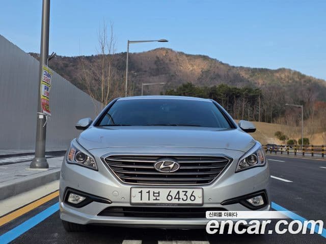 Hyundai LF Sonata LPI Modern(для людей с инвалидностью), 2015 1