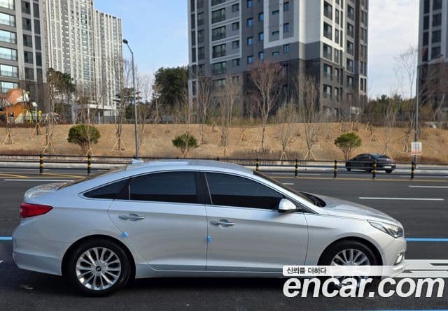 Hyundai LF Sonata LPI Modern(для людей с инвалидностью), 2015 4