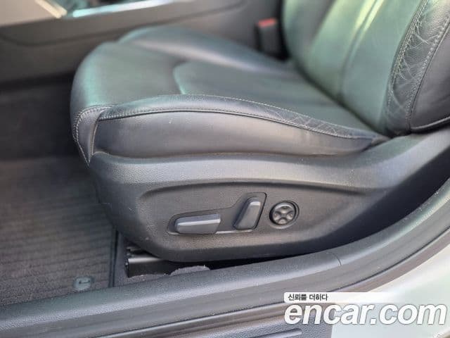 Hyundai LF Sonata LPI Modern(для людей с инвалидностью), 2015 8