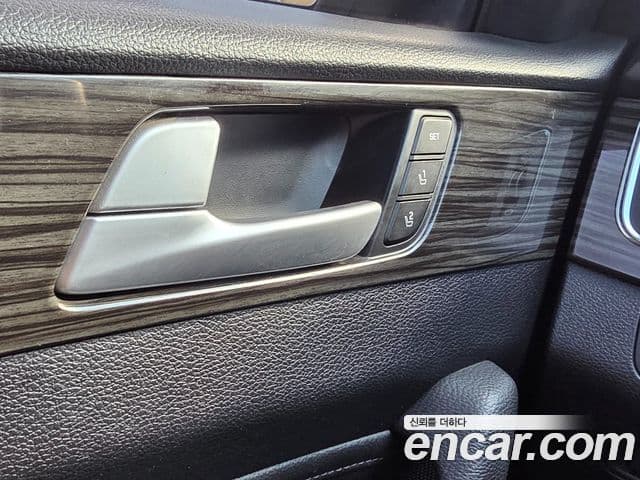 Hyundai LF Sonata LPI Modern(для людей с инвалидностью), 2015 12