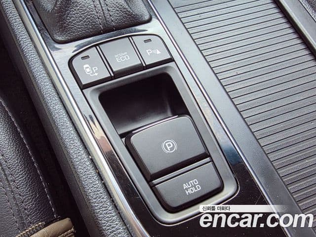 Hyundai LF Sonata LPI Modern(для людей с инвалидностью), 2015 13