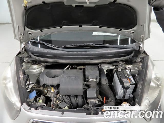 Kia All New Morning Deluxe Trendy, 2014 6