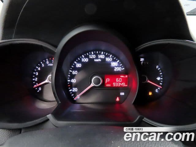 Kia All New Morning Deluxe Trendy, 2014 8