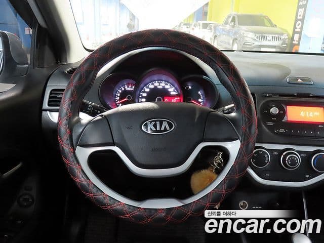Kia All New Morning Deluxe Trendy, 2014 11