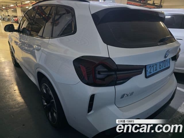 BMW iX3 M Sport, 2024 4