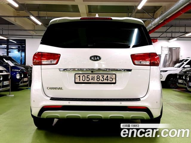 Kia All New Carnival Prestige, 2018 4