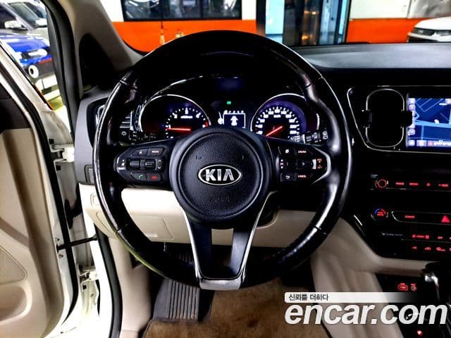 Kia All New Carnival Prestige, 2018 11