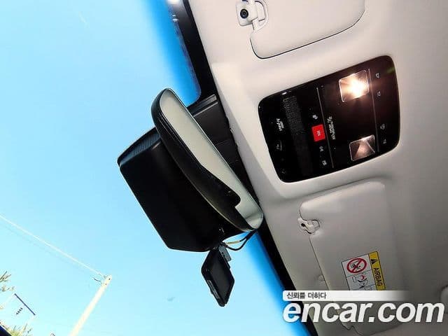 Hyundai Grandeur (GN7) Premium, 2025 15