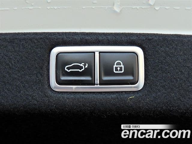 Hyundai Grandeur (GN7) Premium, 2025 18