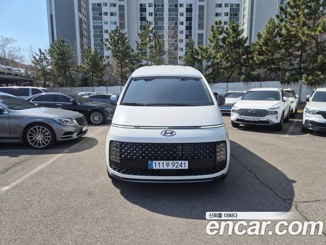 Hyundai Staria лимузин, 2024 1