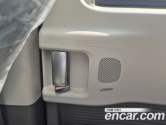 Hyundai Staria лимузин, 2024 15