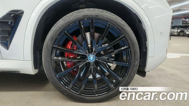 BMW X5 (G05) xDrive 50e M Sport, 2024 все фото