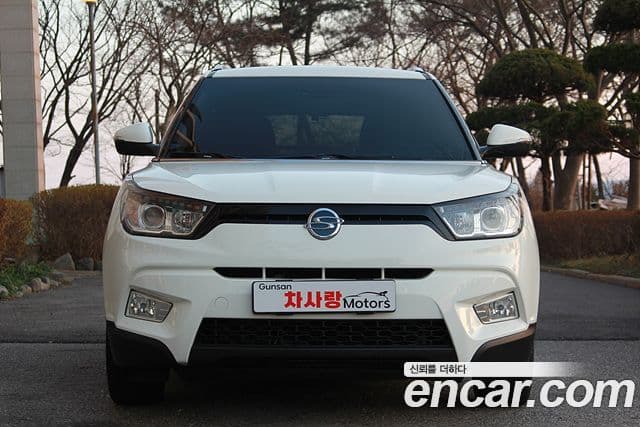KG모빌리티(SsangYong) Tivoli люксовая версия, 2015 3