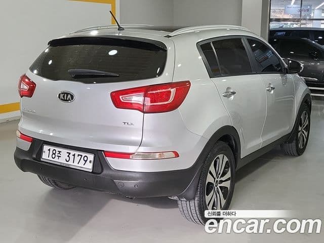 Kia Sportage R топовая версия, 2012 3