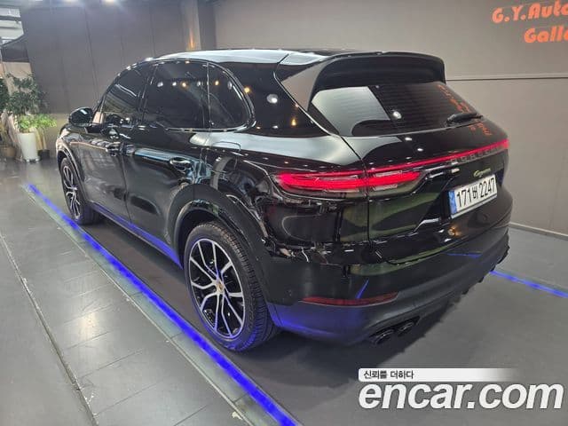 Porsche Cayenne (PO536) 3.0 E-гибрид Platinum Edition, 2023 2