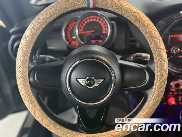 Mini Cooper 3세대, 2014 17