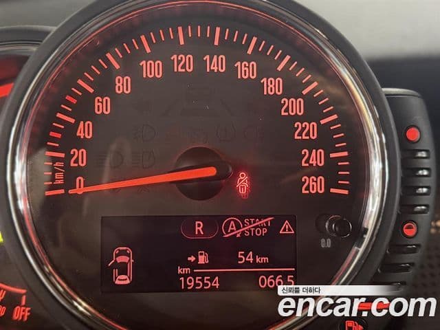 Mini Cooper 3세대, 2014 19