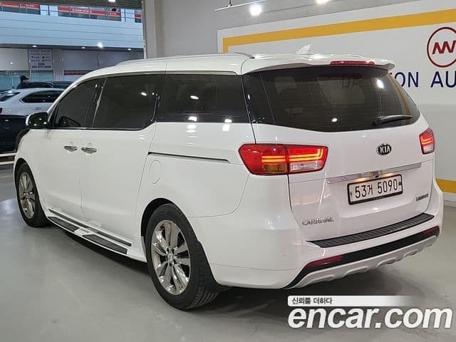 Kia All New Carnival President, 2016 4