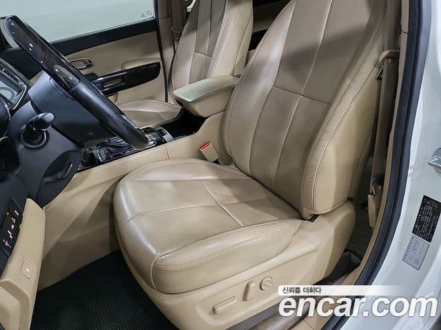 Kia All New Carnival President, 2016 8