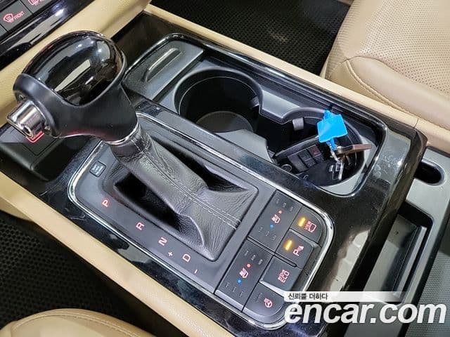 Kia All New Carnival President, 2016 16