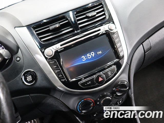 Hyundai Accent(новый кузов / новое поколение) Premier, 2012 8