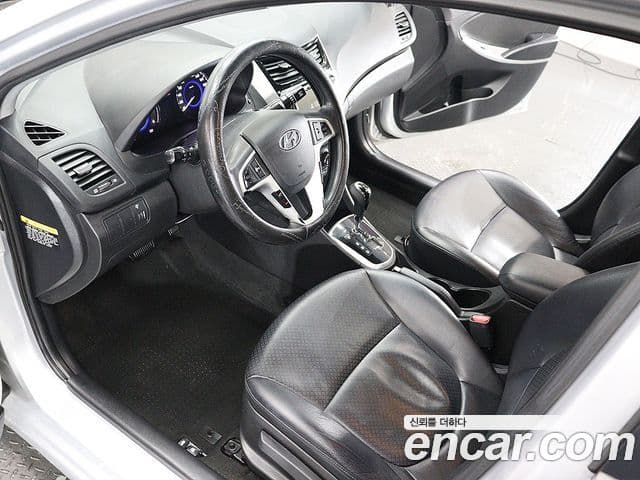 Hyundai Accent(новый кузов / новое поколение) Premier, 2012 18