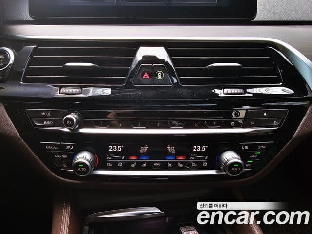 BMW 5시리즈 (G30) 520d M Sport Plus, 2018 13