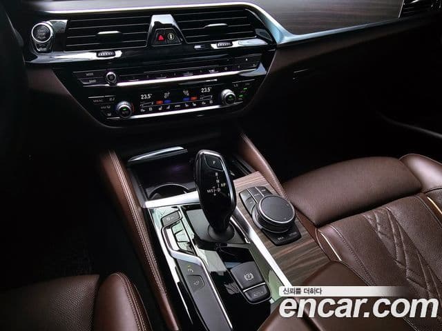 BMW 5시리즈 (G30) 520d M Sport Plus, 2018 14