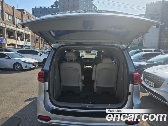 Kia The / новый New Carnival Luxury, 2020 14