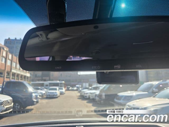 Kia The / новый New Carnival Luxury, 2020 19