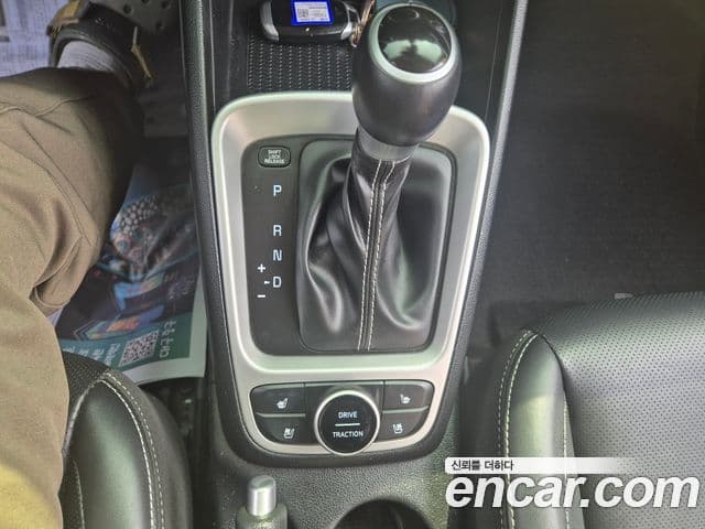 Hyundai Venue 1.6 Modern Plus, 2022 10