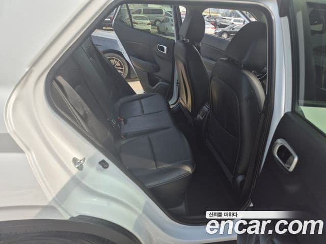 Hyundai Venue 1.6 Modern Plus, 2022 18