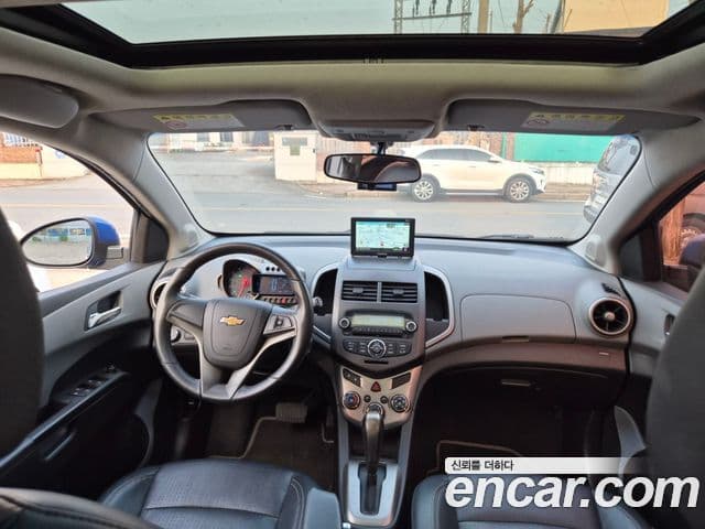 Chevrolet(GM대우) 아베오 хэтчбек топовая версия, 2012 7