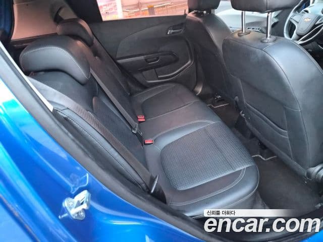 Chevrolet(GM대우) 아베오 хэтчбек топовая версия, 2012 10