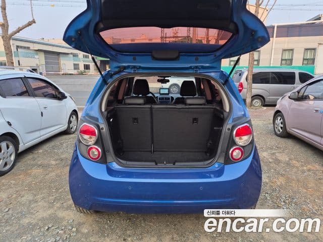 Chevrolet(GM대우) 아베오 хэтчбек топовая версия, 2012 19