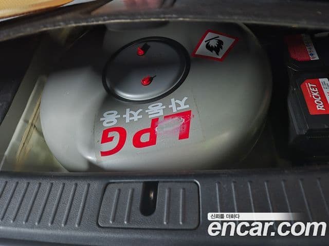 Kia K9 President, 2013 16