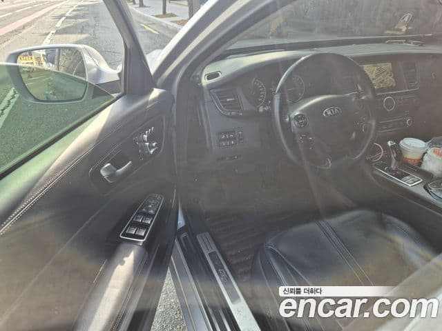 Kia K9 President, 2013 19