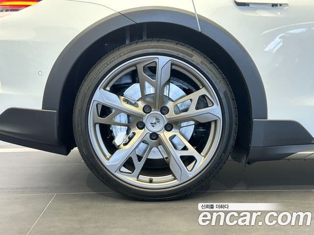 Porsche 타이칸 турбо Cross Turismo, 2025 6