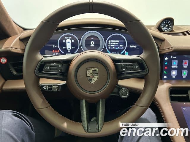 Porsche 타이칸 турбо Cross Turismo, 2025 13