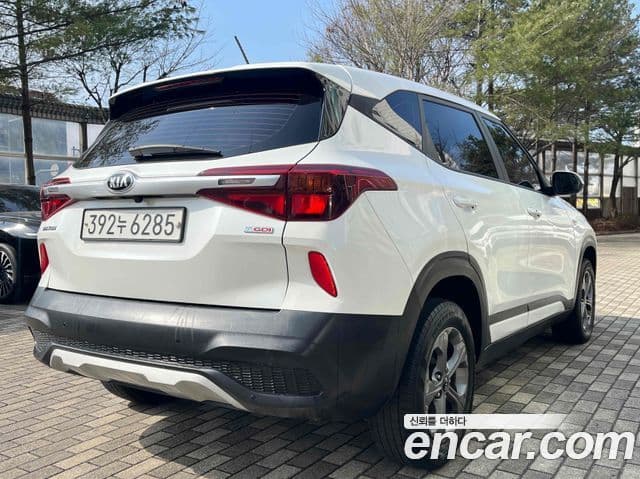 Kia Seltos Trendy, 2022 4