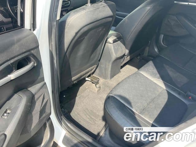 Kia Seltos Trendy, 2022 10