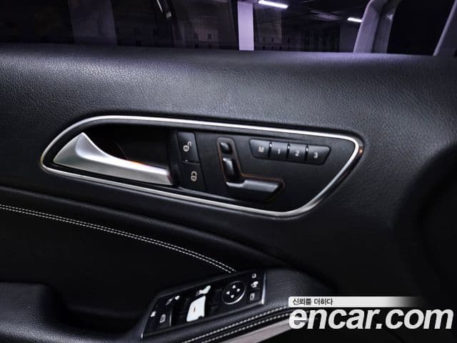 Mercedes-Benz GLA-класс X156 GLA200 CDI 4MATIC, 2015 12