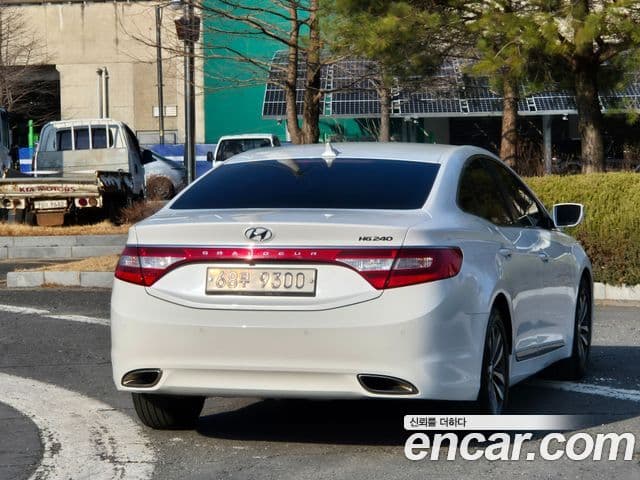 Hyundai Grandeur HG Luxury, 2011 6