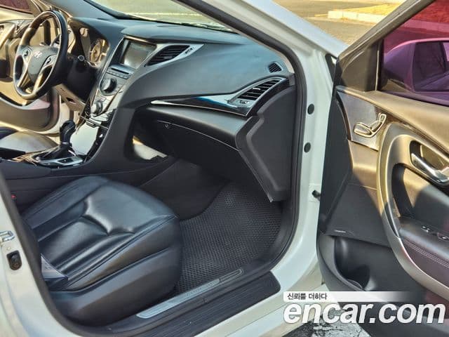 Hyundai Grandeur HG Luxury, 2011 11