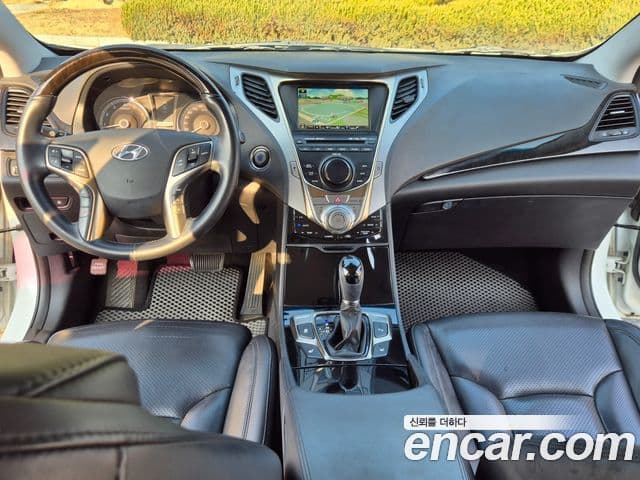 Hyundai Grandeur HG Luxury, 2011 12